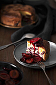 Plum cake with compote