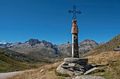 Frankreich,Savoie,Saint Jean de Maurienne,in einem Radius von 50 km um die Stadt wurde der größte Radwanderweg der Welt angelegt. Am Kreuz des Eisernen Kreuzes und des Belledonne-Massivs