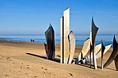 Frankreich,Calvados,Saint Laurent sur Mer,Omaha Beach,Das Braves-Denkmal der Bildhauerin Anilore Banon Anilore Banon