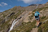 Frankreich,Isere,Massiv des Grandes Rousses,Alpe d'Huez,Wanderung zum Quirlies See,Quirlies Wildbach Wasserfall