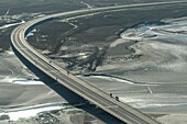 Frankreich,Manche,der Mont-Saint-Michel,der neue Weg zum Mont von der Abtei aus gesehen