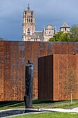 France,Aveyron,Rodez,the Soulages Museum,designed by the Catalan architects RCR associated with Passelac & Roques,Christian Lapie statue