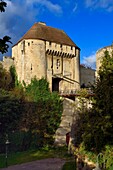 Frankreich,Calvados,Caen,die herzogliche Burg von Wilhelm dem Eroberer,die Festungsmauern und die Zugbrücke der Porte des Champs