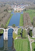 France,Eure et Loir,Chateau de Maintenon,Maintenon Acqueduct,unfinished piece of art,built under the reign of Louis XIV,crossing the Eure Valley (aerial view)