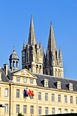 Frankreich,Calvados,Caen,das Rathaus in der Abbaye aux Hommes (Männerabtei) und die Abteikirche Saint Etienne