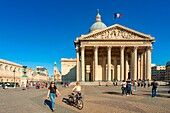 France,Paris,Latin Quarter,Pantheon (1790) neoclassical style,building in the shape of a Greek cross built by Jacques Germain Soufflot and Jean Baptiste Rondelet
