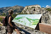 Frankreich,Savoie,Haute Maurienne,Vanoise-Massiv,Aussois-Nationalpark,die Festungen von Esseillon Victor Emmanuel und ein Orientierungstisch