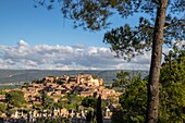 France,Vaucluse,regional natural park of Luberon,Roussillon,labeled the most beautiful villages of France