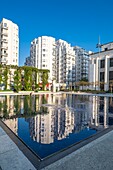 France,Rhone,Villeurbanne,architectural complex of Skyscraper built from 1927 to 1934,Lazare Goujon square