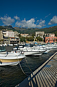 Der kleine Hafen von Erbalunga an der Ostküste des Bezirks Cap Corse. Korsika. Frankreich