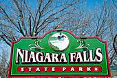 Niagara Falls State Park Schild, Ontario und New York Grenze, Kanada und Vereinigte Staaten von Amerika