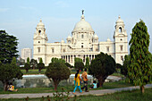 Within grounds of Victoria Memorial,a popular romantic place for dating couples. Calcutta / Kolkata,the capital of West Bengal State,India,Asia.