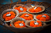 Kerzen im Korb,Indien