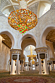 Im Inneren der Großen Scheich-Zayed-Moschee,Abu Dhabi,Vereinigte Arabische Emirate