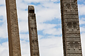 Axumitische Stelen in der Kirche Unserer Lieben Frau Maria von Zion, Axum, Tigray, Äthiopien