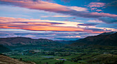 Sonnenuntergang über dem Cardona-Flusstal in der Region Otago auf der Südinsel Neuseelands, Neuseeland