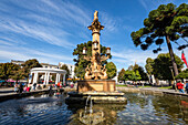 Brunnen auf der Plaza de la Independencia,Concepcion,Biobio Region,Chile