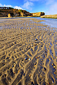 Wellenmuster im Sand bei Ebbe an der Küste von Oregon, Oregon, Vereinigte Staaten von Amerika