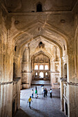 Innenraum des Chaturbhuj-Tempels, Orchha, Madhya Pradesh, Indien