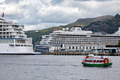 Kreuzfahrtschiffe im Hafen von Bergen, Norwegen, Bergen, Hordaland, Norwegen