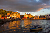 Der Hafen bei Sonnenuntergang in Oban,Schottland,Oban,Argyll and Bute,Schottland