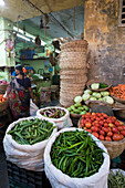 Gemüsestand auf dem Goubert-Markt in Puducherry,Indien,Puducherry,Tamil Nadu,Indien