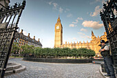 Bild des Elizabeth-Turms, auch bekannt als Big Ben in London, England.