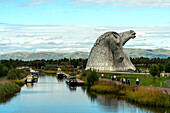 Die Kelpies im Helix Park entlang des Forth and Clyde Canal, Falkirk, Falkirk, Schottland