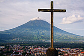 Vulkan Agua, Cerro de la Cruz, Antigua, Guatemala