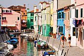 Farbenfrohe Häuser am Kanal,Venedig,Veneto,Italien