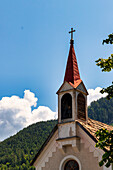 Glockenturm eines alten Kirchleins, Bezirk Bozen,Sudtirol (Südtirol),Italien,Europa