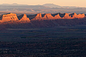 Comb Ridge at sunset from Baulie Point. Shash Jaa unit,Bears Ears National Monument,Utah. In the distance are the Carrizo Mountains in Arizona.