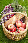 Stuffed picnic basket