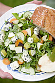 Green salad with pear