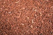 coloured bark mulch