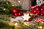 Cinnamon stars with Christmas doily