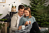 Christmas - Couple drinks tea