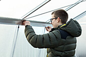 Greenhouse - overwintering with bubble wrap