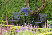 Sommergarten - Gartenmöbel im Ambiente