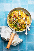 Spaghetti with green asparagus and courgette