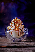 Cream dessert with speculoos