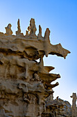 Fantastisch erodierte Sandsteinformationen in der Fantasy Canyon Recreation Site, in der Nähe von Vernal, Utah