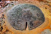 Luftaufnahmen des Dolmen de Soto de Trigueros, Korridor vom Eingang aus gesehen, Trigueros, Huelva, Spanien