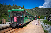 Tren del Ciment, an der Gartenstation Jardins Artigas, La Pobla de Lillet, Castellar de n'hug, Berguedà, Katalonien, Spanien