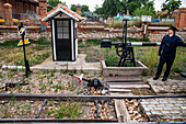 Bahnhof Poveda, Zug El Tren de Arganda oder Tren de la Poveda in Arganda del Rey, Madrid, Spanien