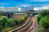 Belmond British Pullman luxury train approaching London Victoria train station.