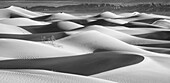 Mesquite Flat Sand Dunes in Death Valley National Park, California.