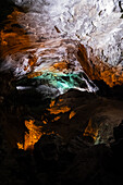 Cueva de los Verdes, eine Lavaröhre und Touristenattraktion in der Gemeinde Haria auf der Insel Lanzarote, Kanarische Inseln, Spanien