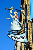 Frankreich, Morbihan, Rochefort en Terre, "Les plus beaux villages de France" (Die schönsten Dörfer Frankreichs), La Petite Bretonne Creperie