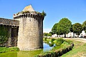 France, Loire Atlantique, Parc Naturel Regional de la Briere (Briere Natural Regional Park), Presqu'ile de Guerande (Guerande's Peninsula), Guerande, fortifications surrounding the city
